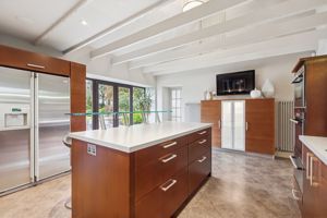 Photo 19- click for photo gallery